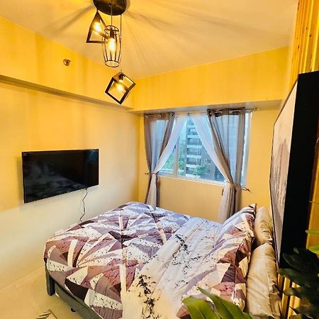 * *P Fantastic 2Br Option For 8 Apartment Илойло Сити Екстериор снимка