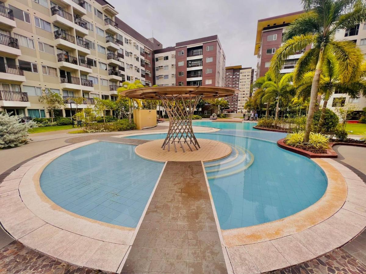 * *P Fantastic 2Br Option For 8 Apartment Илойло Сити Екстериор снимка